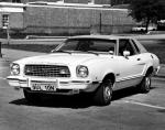Ford Mustang II Ghia Coupe 1975 года (UK)